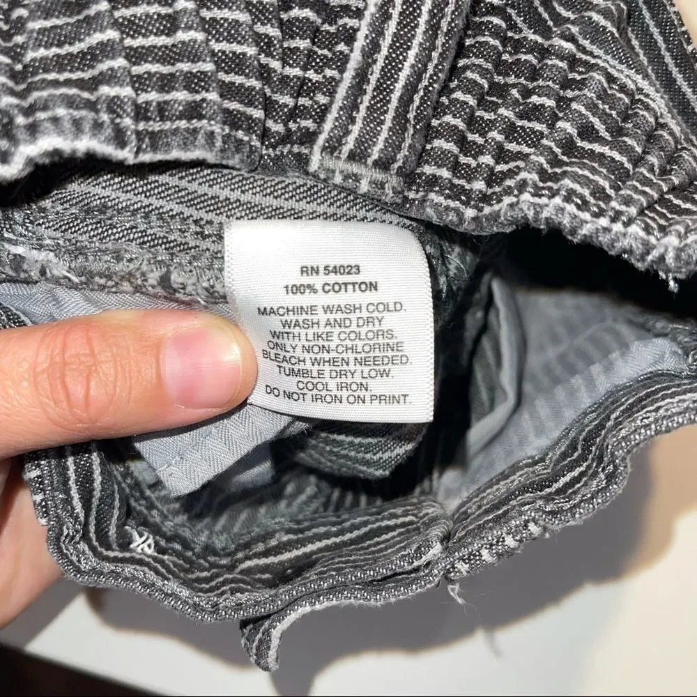 4/$25 - Baby Gap Dark‎ Grey Denim Pinstripe Shorts